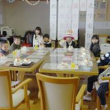 お誕生日の子がいる時はみんなでお誕生日会